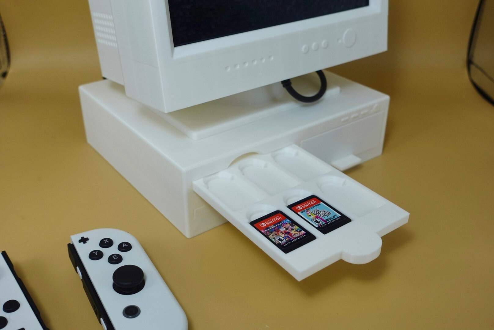 Retro Computer Nintendo Switch Stand - Vintage Gaming Display for Original & OLED Models - Great Gift for Gamers