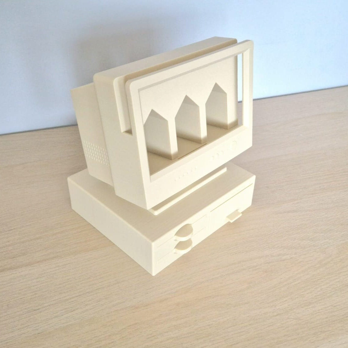 Retro Computer Nintendo Switch Stand - Vintage Gaming Display for Original & OLED Models - Great Gift for Gamers
